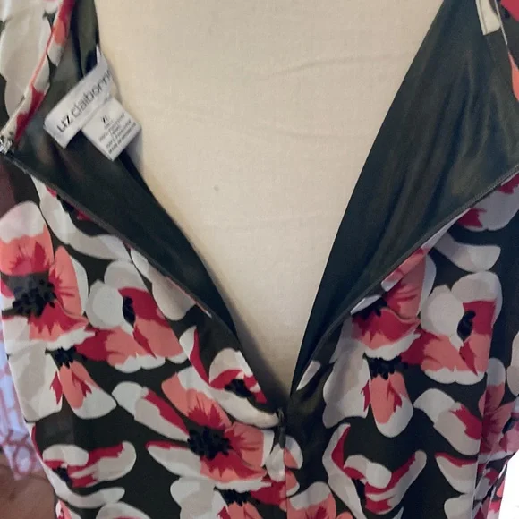 Women’s Liz Claiborne Collection Sleeveless Blouse XL NWT Tuscan Olive M #50 - Picture 5 of 17